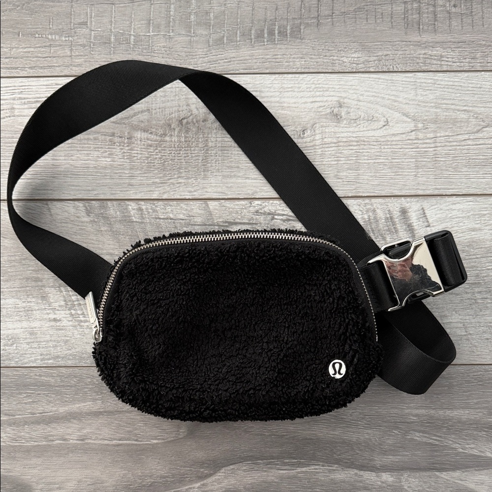 Lululemon Black Plush Fleece crossbody Belt Bag
